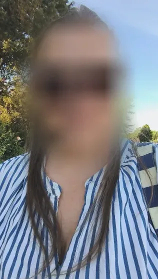 Amber, 34