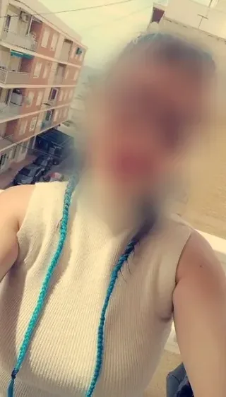 Cynthia, 32