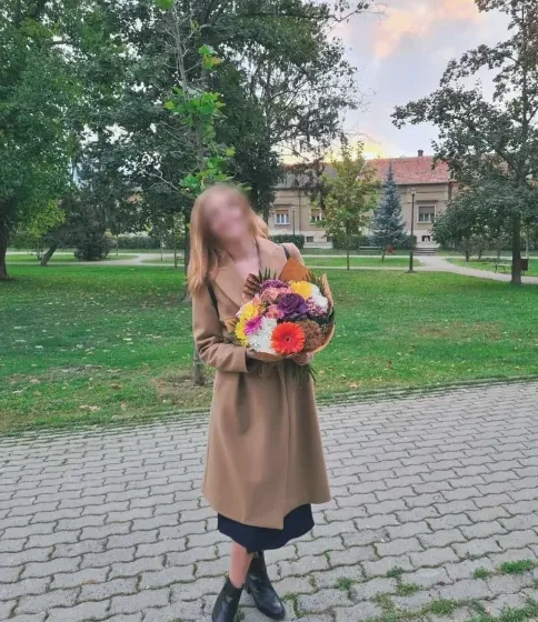 Elin, 35