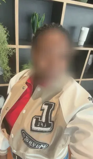Hanna, 24